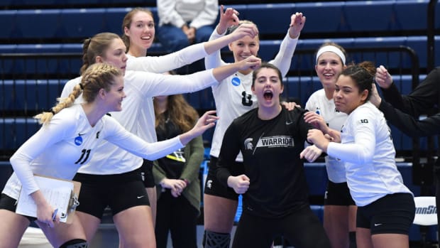 MSU VOLLEYBALL: Spartans earn Team Award for 2017-18  (PHOTO:  MSU SID)